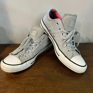 Size 8 Women's Converse Chuck Taylor All Star Lift Low Mouse galaxy See Notes